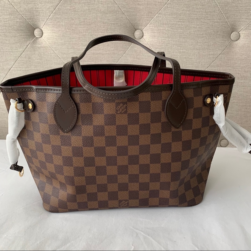 Lu*s Vu*tton Neverfull PM shoulder bag